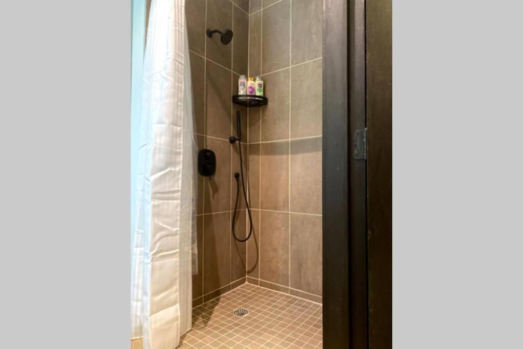 3E-Spacious 2 Bedroom In Oakland, Sleeps 8 Pittsburgh Exteriör bild